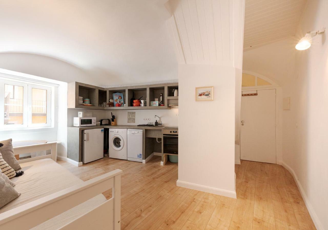 Studio Hideaway With Easy Access To Lisbon Center Kültér fotó