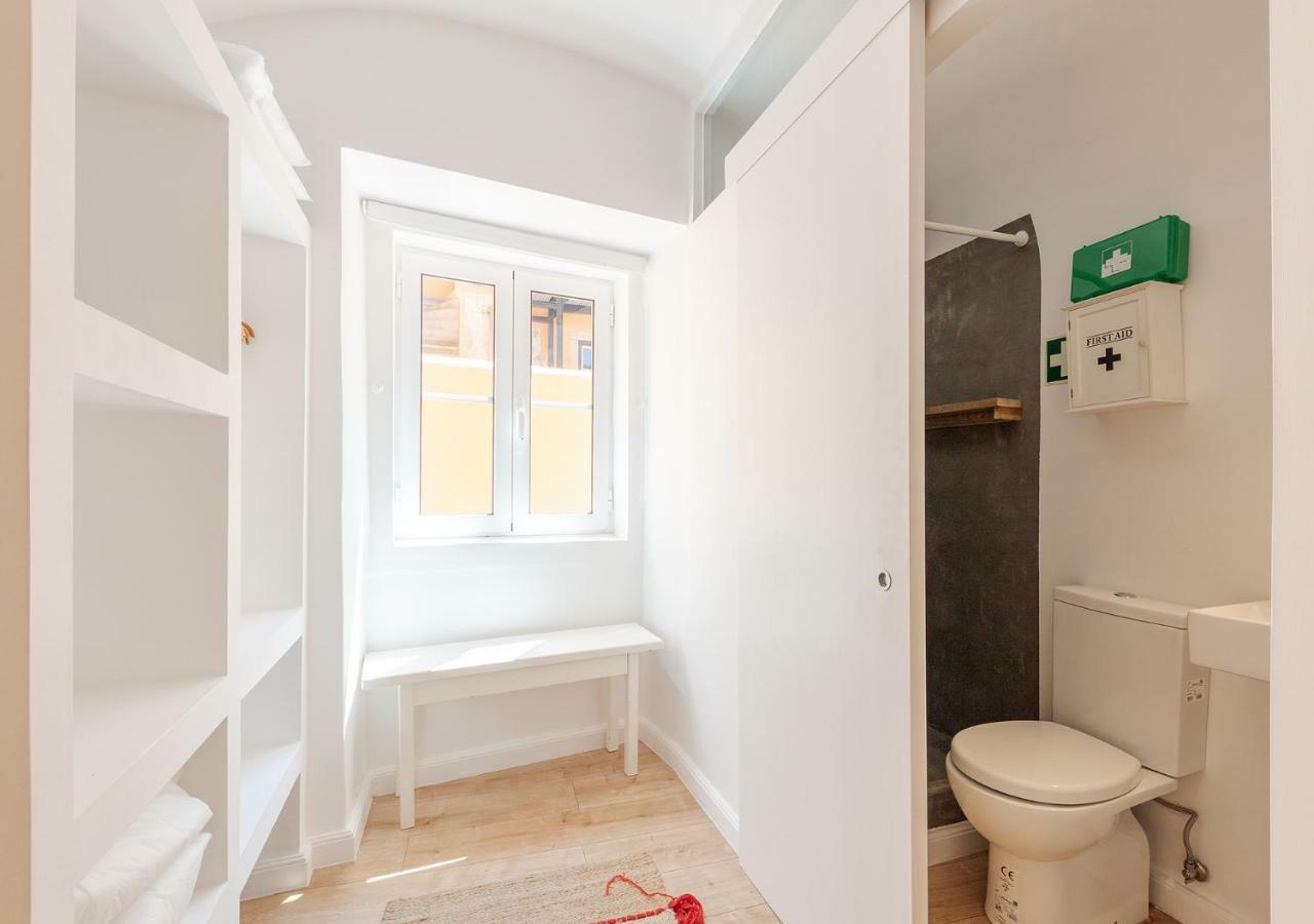 Studio Hideaway With Easy Access To Lisbon Center Kültér fotó